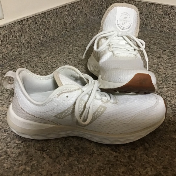 New Balance Women’s Fresh Foam Sport V4 Running Shoe - Picture 1 of 5